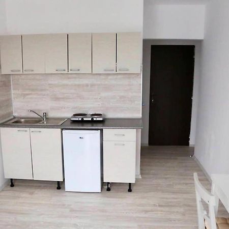 Cozy Studio Near The Center Of Cluj ภายนอก รูปภาพ